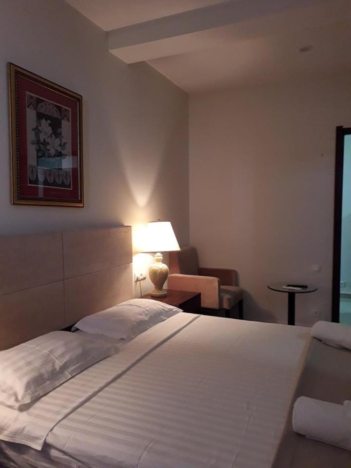Belgrade Rustaveli Hotel Kobuleti Esterno foto
